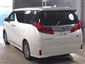 2022 Toyota Alphard Hybrid