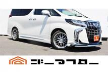 2022 Toyota Alphard Hybrid