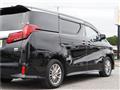 2022 Toyota Alphard Hybrid