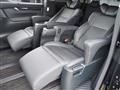 2022 Toyota Alphard Hybrid