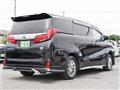 2022 Toyota Alphard Hybrid