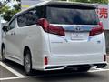 2022 Toyota Alphard Hybrid