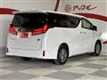 2022 Toyota Alphard Hybrid