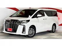 2022 Toyota Alphard Hybrid