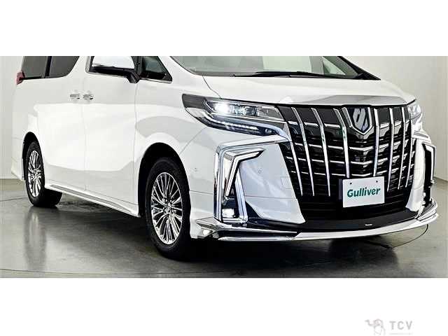 2022 Toyota Alphard Hybrid