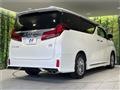 2022 Toyota Alphard Hybrid