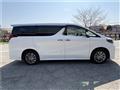 2022 Toyota Alphard Hybrid