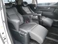 2022 Toyota Alphard Hybrid