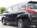 2022 Toyota Alphard Hybrid