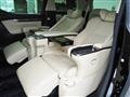 2022 Toyota Alphard Hybrid
