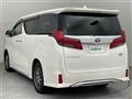 2023 Toyota Alphard Hybrid