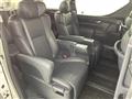 2023 Toyota Alphard Hybrid
