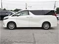2023 Toyota Alphard Hybrid
