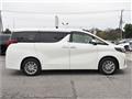 2023 Toyota Alphard Hybrid