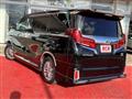 2023 Toyota Alphard Hybrid