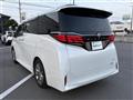 2023 Toyota Alphard Hybrid