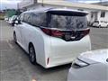 2023 Toyota Alphard Hybrid