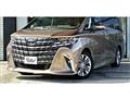 2023 Toyota Alphard Hybrid