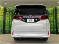 2023 Toyota Alphard Hybrid