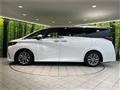2023 Toyota Alphard Hybrid