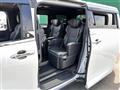 2023 Toyota Alphard Hybrid