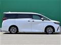 2023 Toyota Alphard Hybrid
