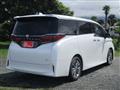 2023 Toyota Alphard Hybrid