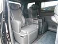 2023 Toyota Alphard Hybrid