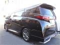2023 Toyota Alphard Hybrid