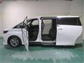 2023 Toyota Alphard Hybrid