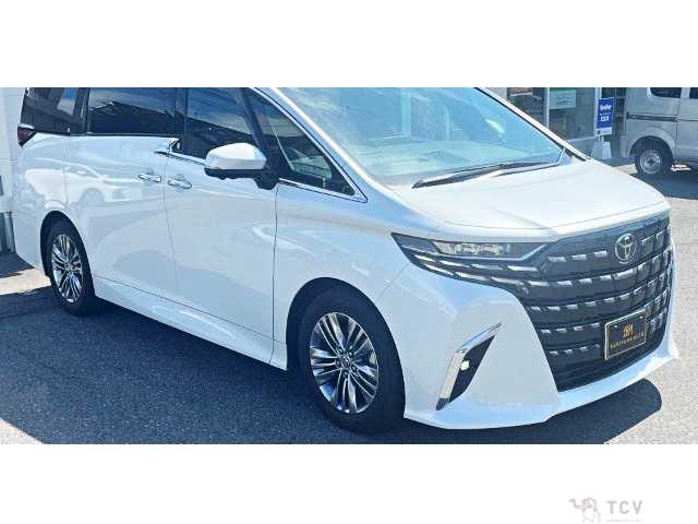 2023 Toyota Alphard Hybrid
