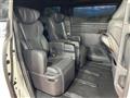 2023 Toyota Alphard Hybrid