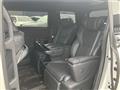 2023 Toyota Alphard Hybrid