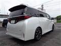 2023 Toyota Alphard Hybrid