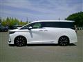 2023 Toyota Alphard Hybrid