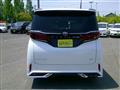 2023 Toyota Alphard Hybrid