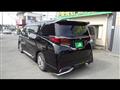 2024 Toyota Alphard Hybrid