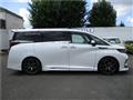 2024 Toyota Alphard Hybrid
