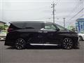 2024 Toyota Alphard Hybrid