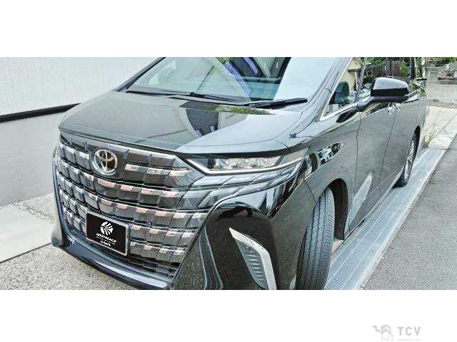 2025 Toyota Alphard Hybrid