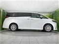2025 Toyota Alphard Hybrid