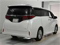 2025 Toyota Alphard Hybrid
