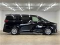 2025 Toyota Alphard Hybrid