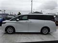 2025 Toyota Alphard Hybrid