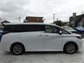 2025 Toyota Alphard Hybrid