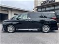 2025 Toyota Alphard Hybrid