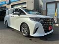 2025 Toyota Alphard Hybrid