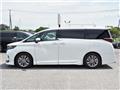 2025 Toyota Alphard Hybrid