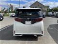 2025 Toyota Alphard Hybrid