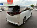 2025 Toyota Alphard Hybrid